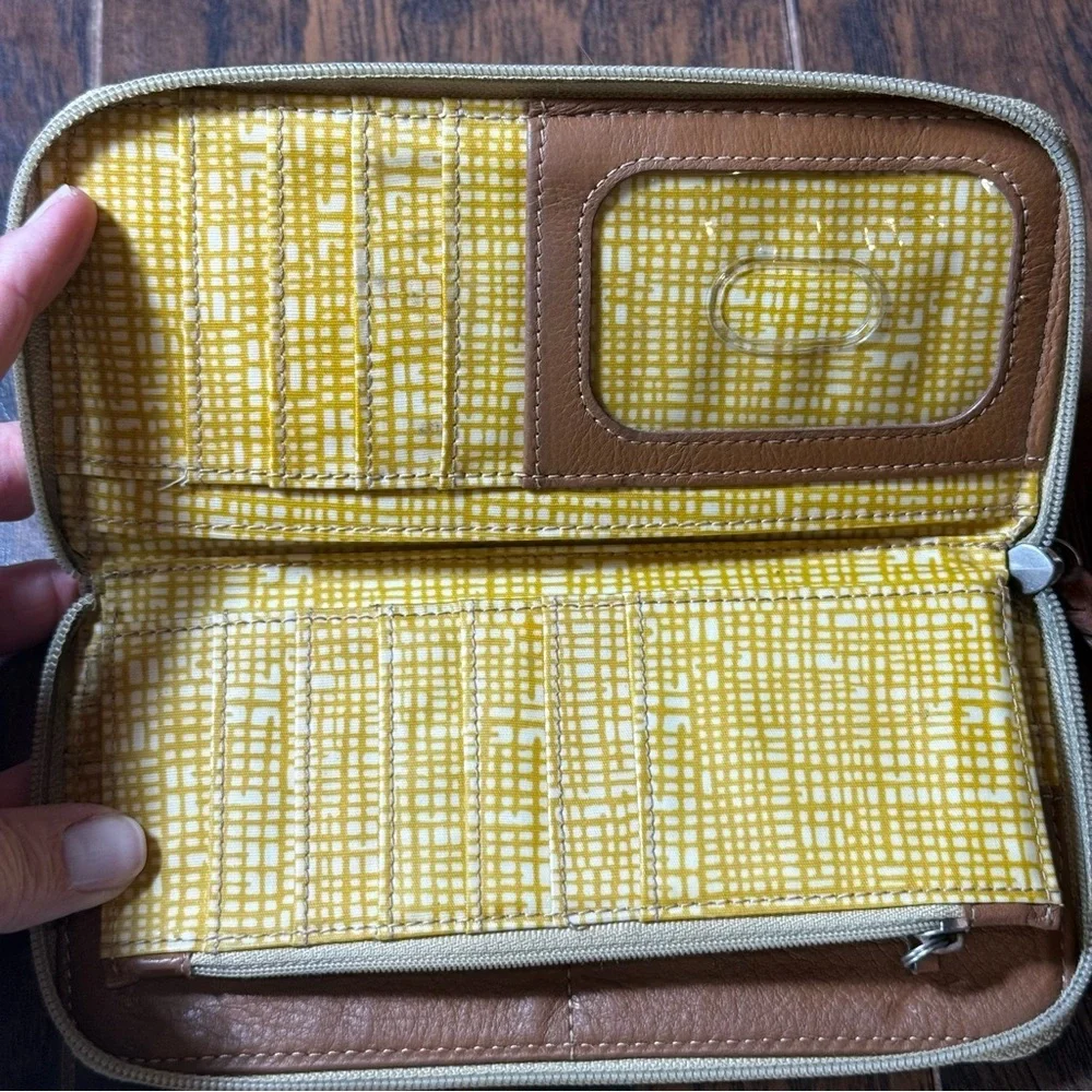 Fossil Floral Zip-Around Wallet | Canvas & Leather‎ | Vintage Style